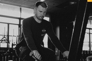 揭幕战对阵勇士！湖人官方晒训练照：机遇总是眷顾有准备的人