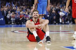 申京：这是我第五个NBA赛季&经验更多了 关键时刻要更聪明点