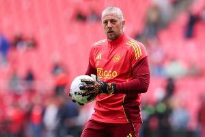 本赛季欧冠最年长球员排行榜：帕斯维尔居首，诺伊尔、莱万在列