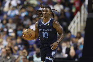 敢打敢拼！灰熊48号秀斯莫尔6中5拿到16分6助 三分4中3