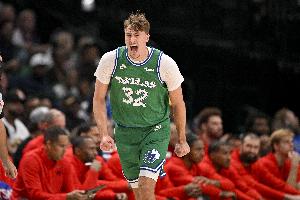 0失误控锋！弗拉格NBA首胜22分4板4助生涯首个20+！