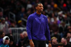 大胜奇才！黄蜂主帅：队员之间非常团结负责 我很喜欢这种氛围