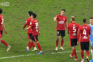 一度2分领跑！蓉城落后海港4分，提前1轮退出中超冠军争夺！