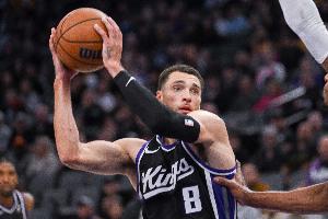 场均29.2分！名记：我所知道的情况是 目前没有球队对拉文感兴趣