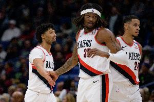 罗威：全场压迫防守是我们的比赛风格 全队都认可这种防守方式