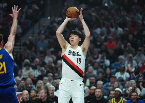 杨瀚森DNP！解说：在试图争胜的强队里 新人的空间就是极其狭窄的