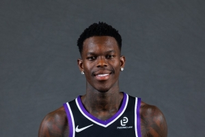 表现全面！施罗德13中8贡献24分5板7助2断 三分5中3